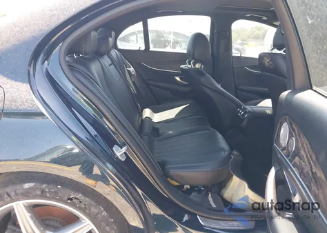 2017 Mercedes-Benz E 300 из США, поврежденный, VIN WDDZF4JB1HA017124